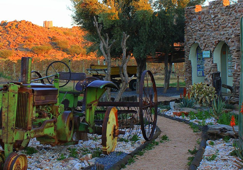 Resort Accommodation in Keimoes - Kalahari Water Farm Resort