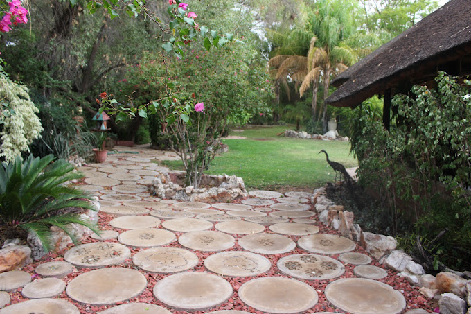 Lodge Accommodation in Keimoes - Kokerboom Lodge