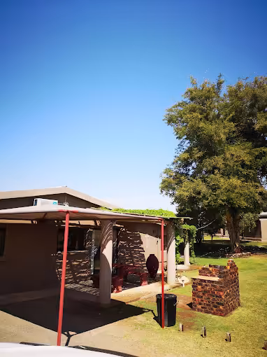 Self-Catering Guest House in Keimoes - Elim Guest House & Venue