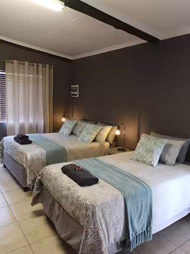 Self-Catering Guest House in Keimoes - Elim Guest House & Venue