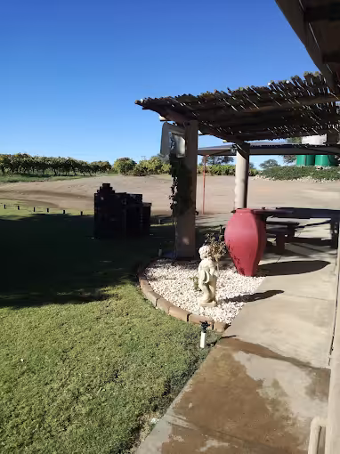 Self-Catering Guest House in Keimoes - Elim Guest House & Venue