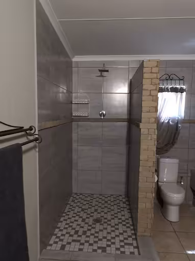 Self-Catering Guest House in Keimoes - Elim Guest House & Venue